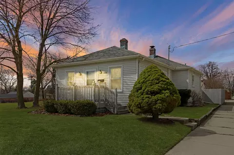 1300 Illinois, Racine, WI 53405