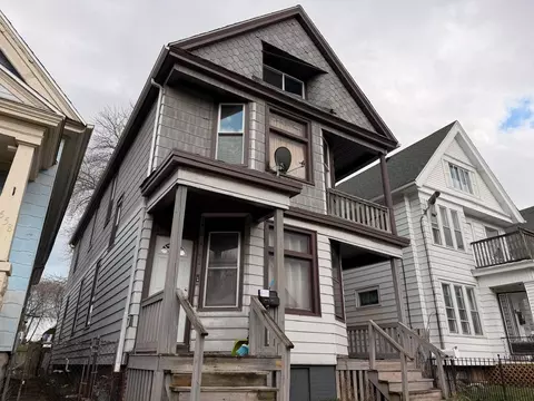 1560 S 15th #1562, Milwaukee, WI 53204