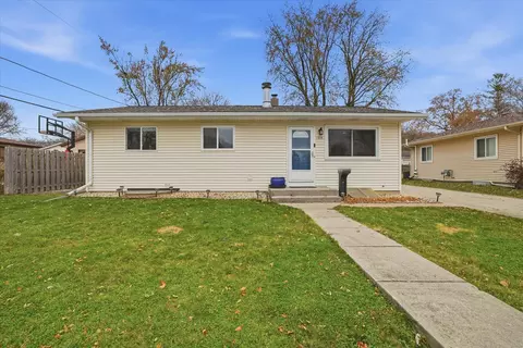1974 Jan, Waukesha, WI 53188