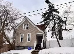 1431 W Chambers, Milwaukee, WI 53206