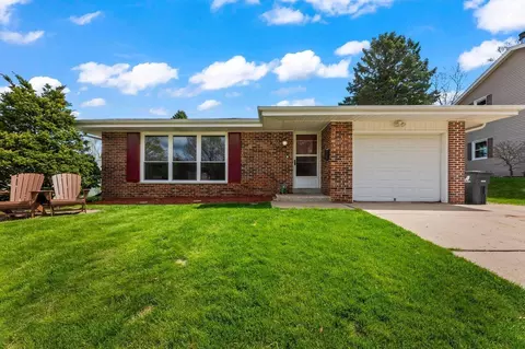 2033 Empire, Waukesha, WI 53186