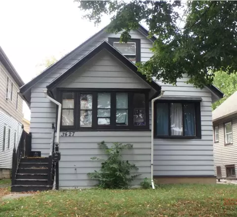 3427 N Palmer, Milwaukee, WI 53212