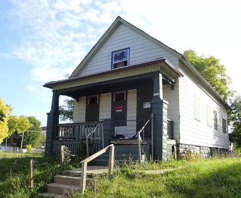 2364 N 21st, Milwaukee, WI 53206