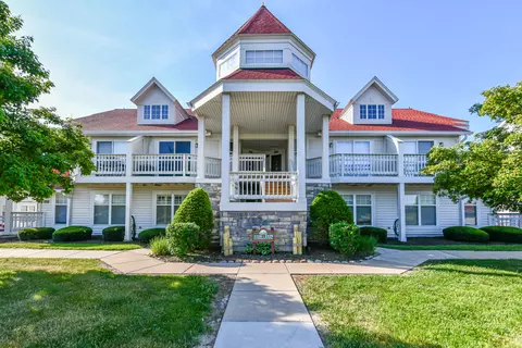 2237 Landings, Delavan, WI 53115