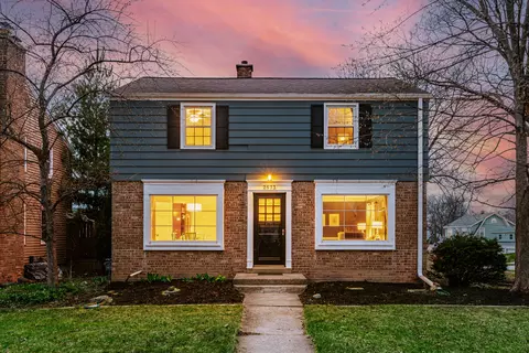2573 N 65th, Wauwatosa, WI 53213
