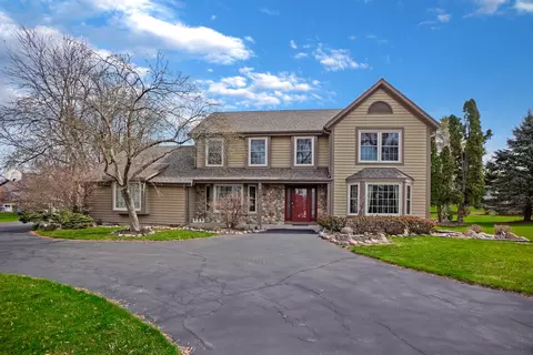 2320 Buckingham, Brookfield, WI 53045