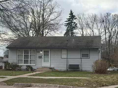 7013 W Tallmadge, Milwaukee, WI 53218
