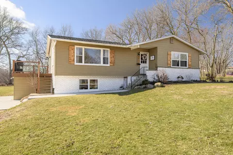 w4011 Hickory Road, Hustisford, WI 53034