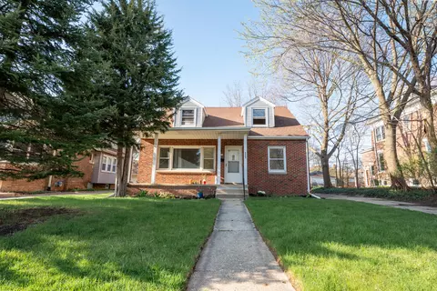 6922 W Wisconsin, Wauwatosa, WI 53213