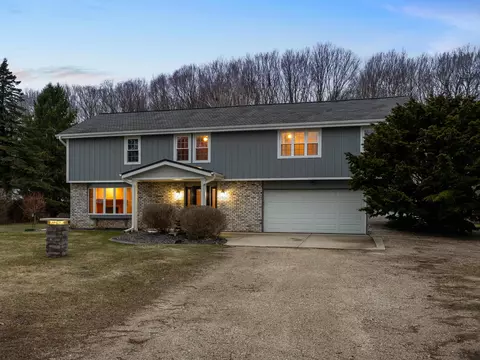 5304 Woodland, Two Rivers, WI 54241