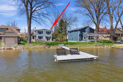 3396 Lake, Hartford, WI 53027