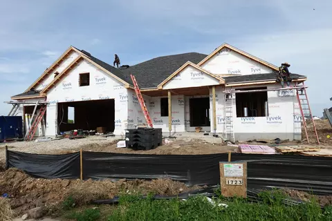1723 Switchgrass, Oconomowoc, WI 53066