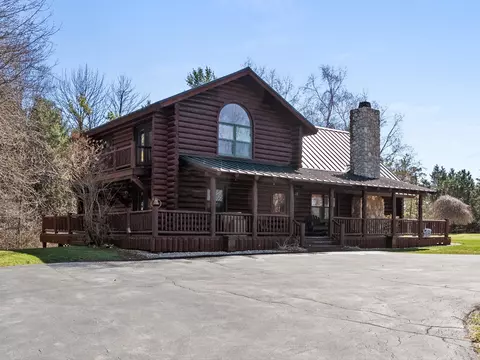 1605 Gjerpen, Manitowoc, WI 54220