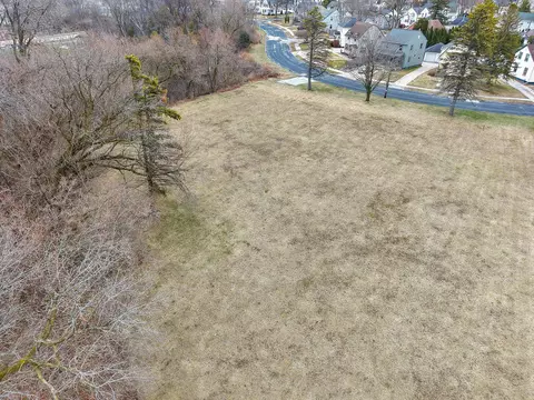 Lt2 Riverview, Manitowoc, WI 54220 photo 16