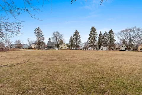 Lt2 Riverview, Manitowoc, WI 54220 photo 10