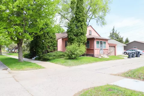 120 21st, La Crosse, WI 54601