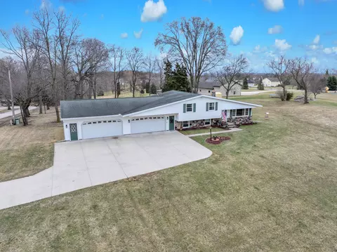 w8090 Thomaswood Trail, Lamartine, WI 54937