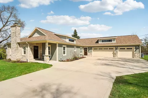 4780 Meadow, Brookfield, WI 53005