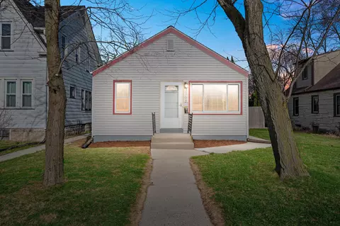 3168 S California, Milwaukee, WI 53207