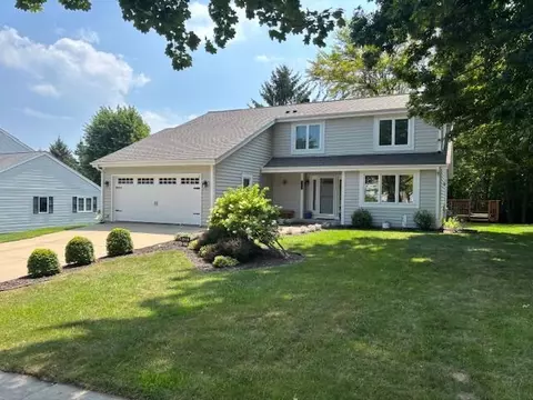 625 Morningside, Saukville, WI 53080