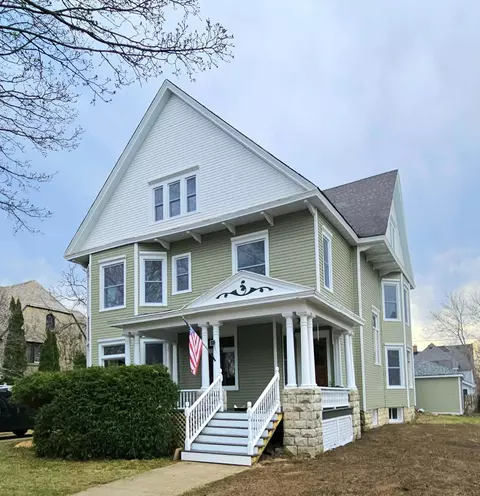 1720 College, Racine, WI 53403