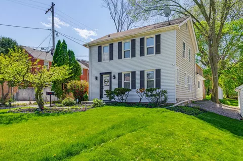 1219 N 85th, Wauwatosa, WI 53226