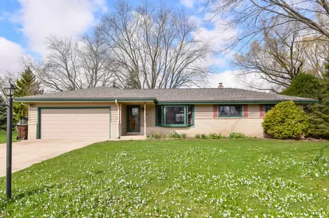 4845 S Langlade, New Berlin, WI 53151
