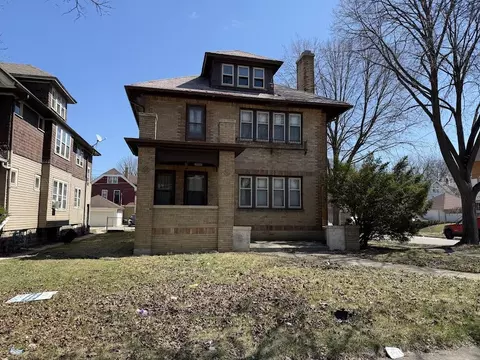 2802 N 51st #2804, Milwaukee, WI 53210