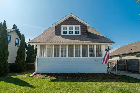 2123 27th, Kenosha, WI 53140