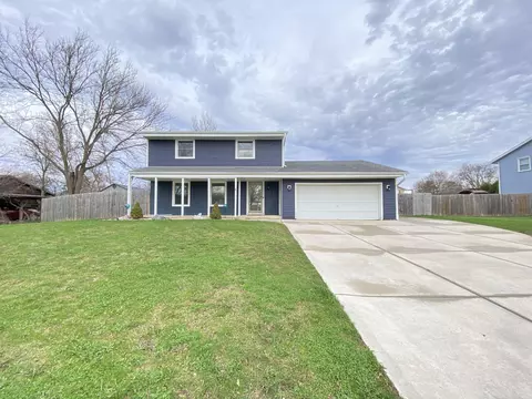 27 Monica, Elkhorn, WI 53121