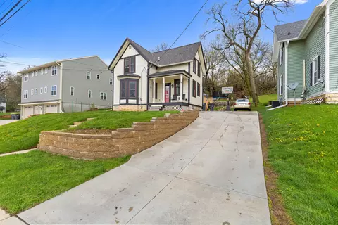 1232 E North, Waukesha, WI 53188