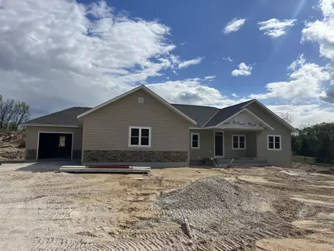 2367 Wallace Lk, Trenton, WI 53090
