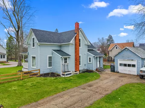201 Howard, Walworth, WI 53184