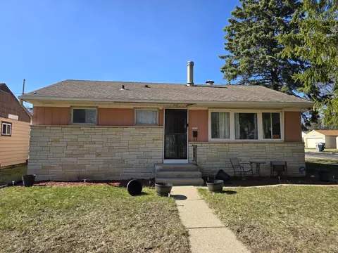 5471 N 74th, Milwaukee, WI 53218