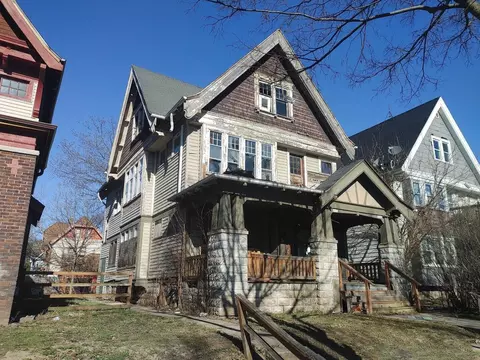 2551 N 40th #2553, Milwaukee, WI 53210