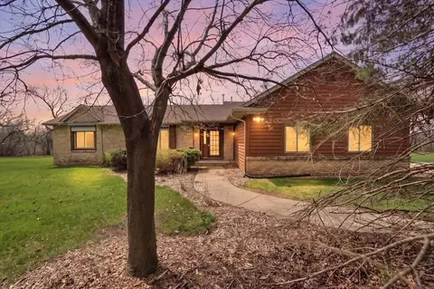s28w36305 Scuppernong, Ottawa, WI 53118