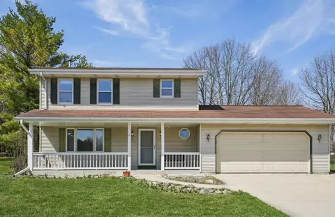 w207n17173 Parkview, Jackson, WI 53037