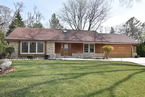 10570 W Pallottine, Greenfield, WI 53228