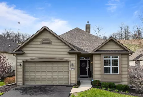 109 Lake Vis, Fontana, WI 53125