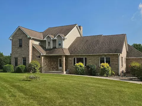 145 Victoria, Union Grove, WI 53182