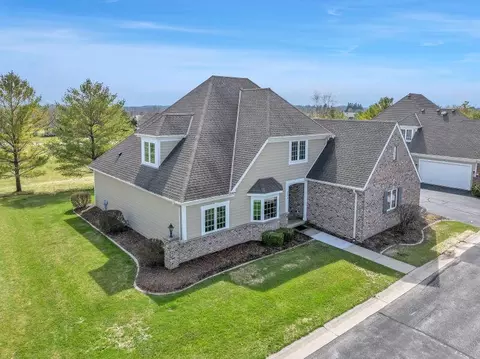 255 Fairway Mdws, Sheboygan Falls, WI 53085