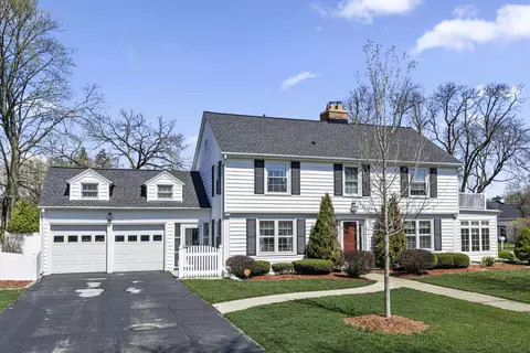 306 S Vincennes, North Bay, WI 53402
