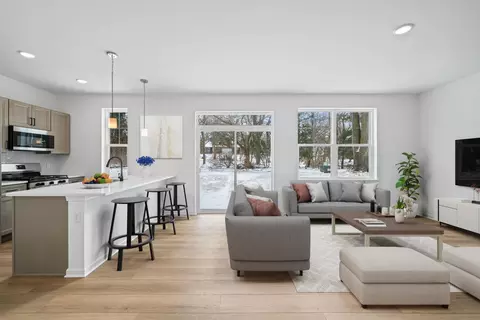 1589 Meadowview, Whitewater, WI 53190