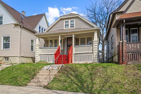 3562 N 12th, Milwaukee, WI 53206