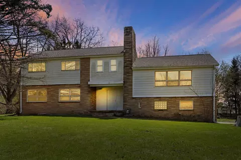 807 53rd, Yorkville, WI 53182
