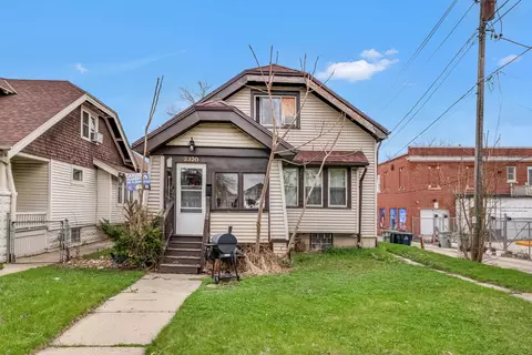2320 N 47th, Milwaukee, WI 53210