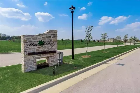 n58w27409 Orchard Hill Ct #LOT 28, Lisbon, WI 53089