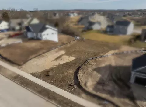 1845 Arbor Vis, West Bend, WI 53095