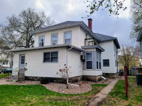 104 11th, La Crosse, WI 54601