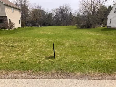 8498 N 68, Brown Deer, WI 53223